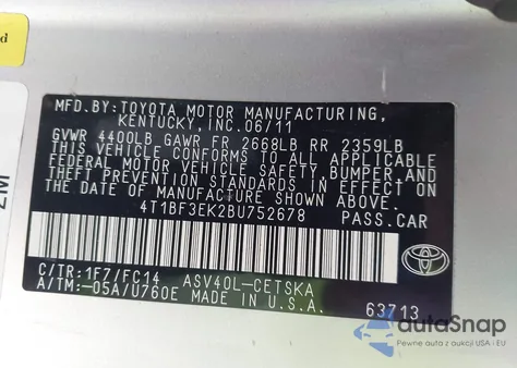 2011 Toyota Camry Se z USA, uszkodzony, nr VIN 4T1BF3EK2BU752678